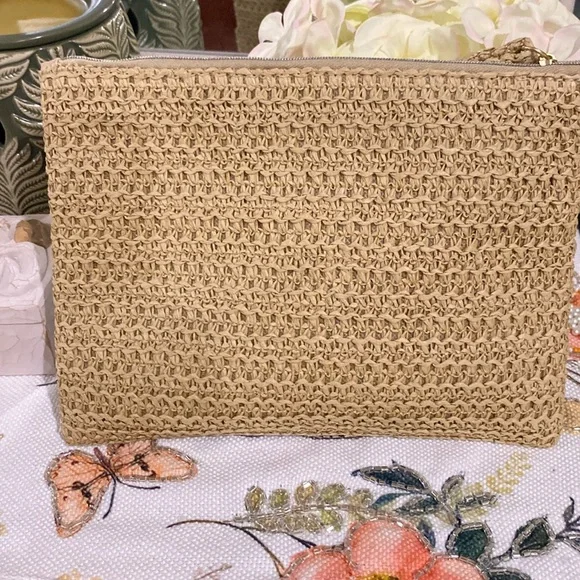 Dior Raffia Clutch Wristlet - Picture 5 of 9